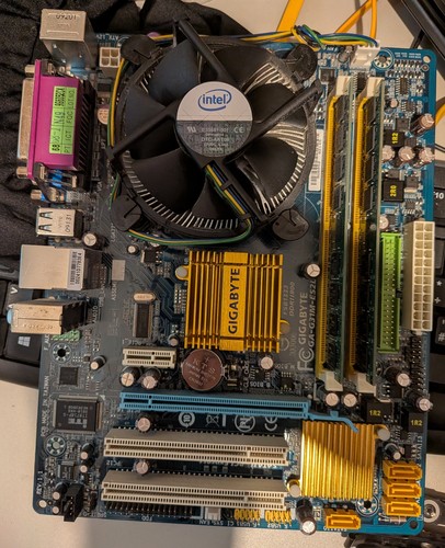 Mainboard bundle gigabyte - mainboard, |