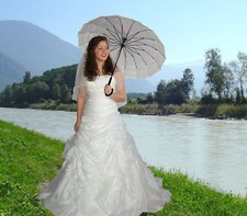Hochzeit Schirm Regenschirm Pagoda weiß cremr umbrella Braut Amelie Accesoire
