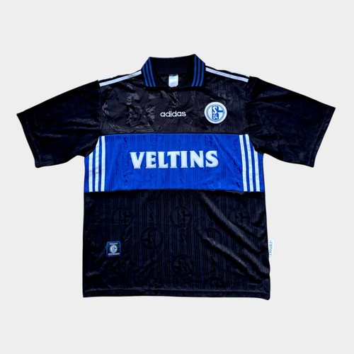 Schalke drittes - 04,