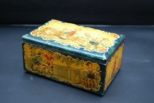 Schöne antike Blechdose