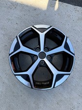 17 Inch Alloy Wheel 7Jx17