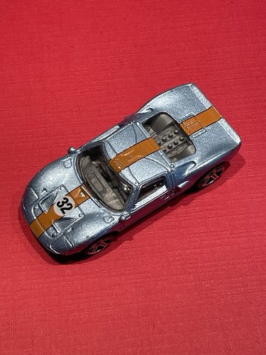 Hot wheels ford gt40 - hot, super