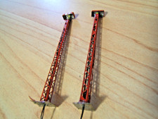 2x Gittermast mit LED