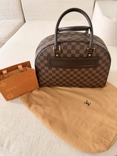 Louis Vuitton Damen Tasche in