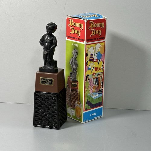 Bonny boy liquor dispencer - boy,