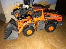 Liebherr L576 Radlader Sondermodell Heitmann in orange in  OVP von Conrad