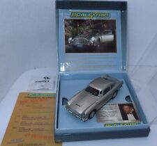 SC2 Scalextric 28525 Sammelbox Casino Royale 7 mit Aston Martin DB5 1:32 analog 