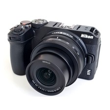 NIKON Systemkamera mit