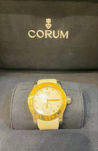 Corum romulus 18k lünette - corum,