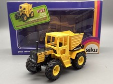 Traktor Modell 1:32 Siku 2951