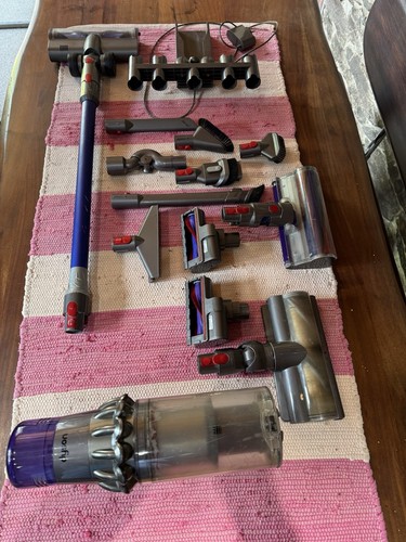 Dyson v11 absolute - v11, extra