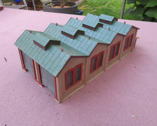 Lokschuppen HO zweiständrig fertig gebaut