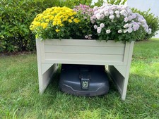 Mähroboter Garage aus Holz