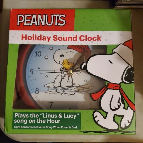 Peanuts snoopy musical wall - snoopy,