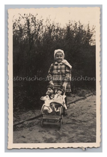Mädchen mit puppen - mit,