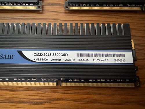 Corsair dominator 2gb - corsair,
