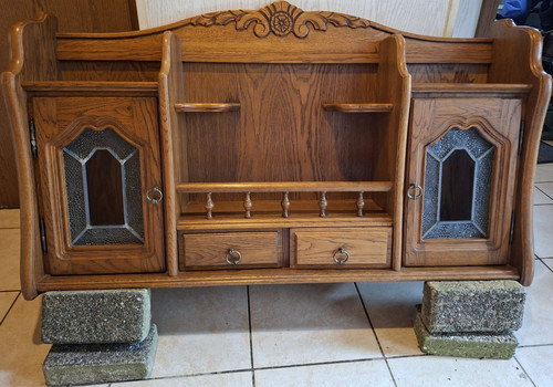 Antiker regalschrank aus holz - aus,