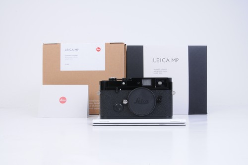 Leica black - mp,