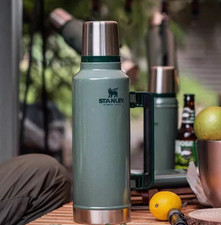 STANLEY Isolier Kanne Classic