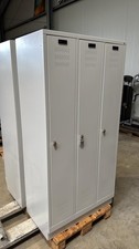 Umkleideschrank Spind Spint Schließfachschrank Umkleidespind Metall je 3 Fächer