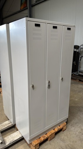 Locker locker locker locker
