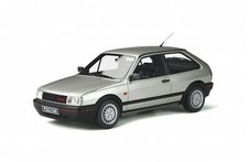 + VOLKSWAGEN VW Polo G40 Modellauto von OTTO in 1:18 silber NEU OT856