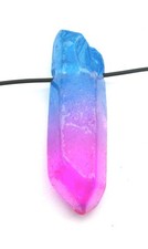 Bergkristall Spitze gebohrt 3 - 5 cm behandelt pink-blau