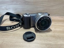 Sony Alpha ILCE-5100L 24.3 MP Silber mit 16-50mm f/3.5-5.6 Objektiv 2700 KLICKS