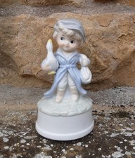 ***VINTAGE SPIELUHR*SPIELDOSE*PORZELLAN*JUNGE & ENTE* SPIELT LOVE ME TENDER***