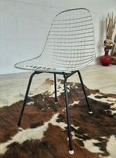 Eames Stuhl Wire Chair