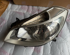 Original Renault Clio III Frontscheinwerfer vorne links 8200459824