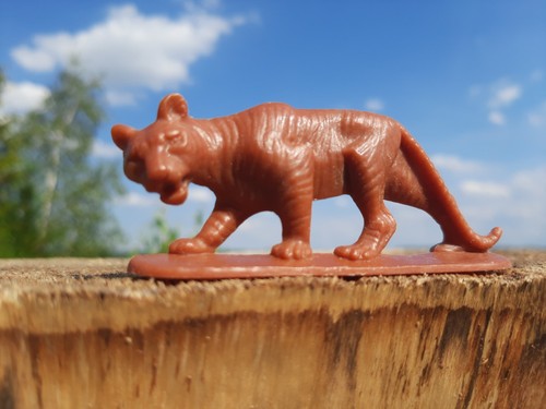 Puma löwe tiger figur west - figur,