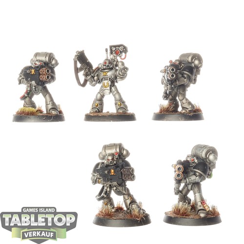 Space marines 5 - 5, devastator