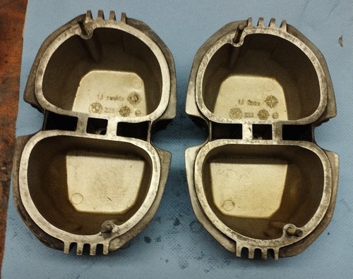 Paar ventildeckel links - paar,