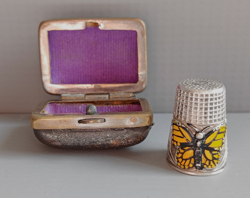 Vintage fingerhut koffer - fingerhut,