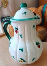 kleine, schön geformte Tee- Kaffee-Kanne, 600 ml "Gmundner Keramik-Streublumen "