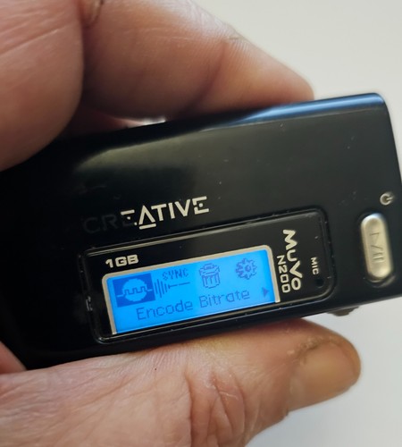 Creative muvo n200 - muvo, 1gb