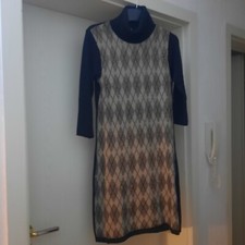 Top Modisches Kleid Von POIS