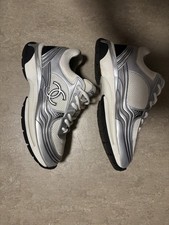 CHANEL Sneaker Herren