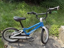 Woom 2 Blau mit Seitenständer