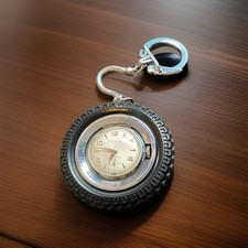 Schlüsselanhänger Uhr Reifen