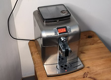 Saeco Syntia HD8838 Silber