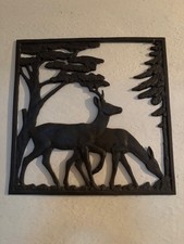 Gusseisen Reliefbild, Wandbild Rehbock und Reh im Wald