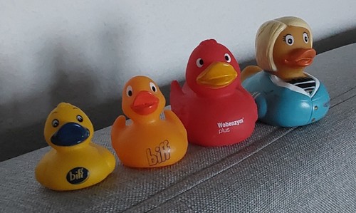 Gummiente badeente klm - badeente,