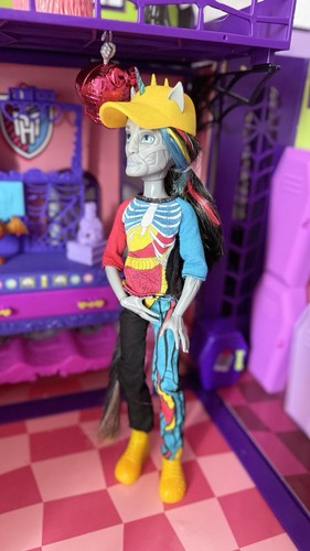 Monster high neighthan rot - monster,
