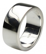 Massiver hochwertiger Bandring