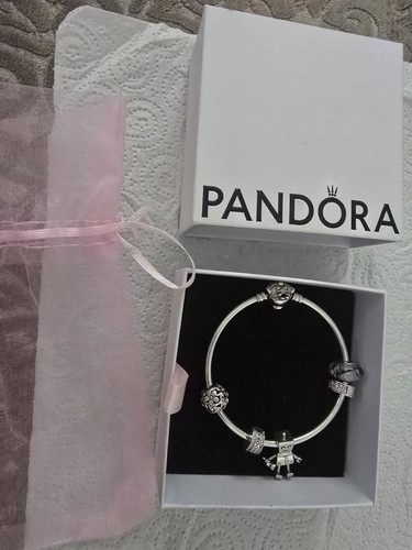 Pandora armband mit charms - pandora,
