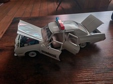 1974 Dodge Monaco IIIinois staate Police 1:18 Autoworld 1:18