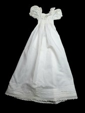 antikes Puppenkleid -