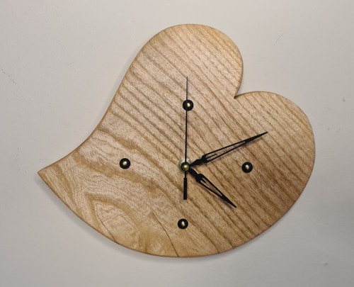 Wanduhr aus holz - aus,